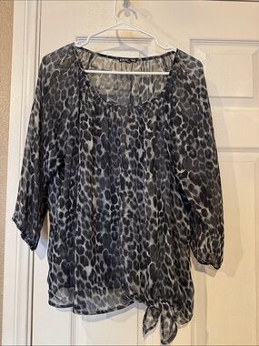 Express Black and Gray Leopard-Print Tie-Hem Blouse